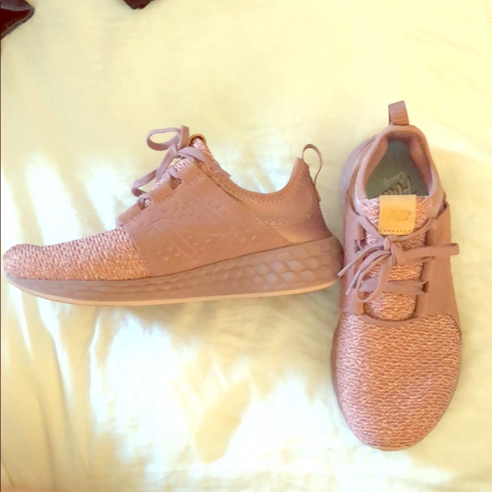 Womens freshfoam Cruz casual new balance sneakers